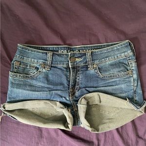 size medium BDB david bitton low rise denim cut off shorts